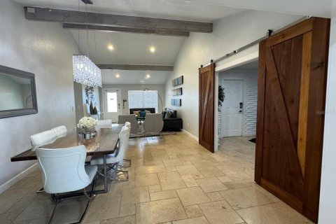 House in Orlando, Florida 3 bedrooms, 175.77 sq.m. № 1618717 - photo 17