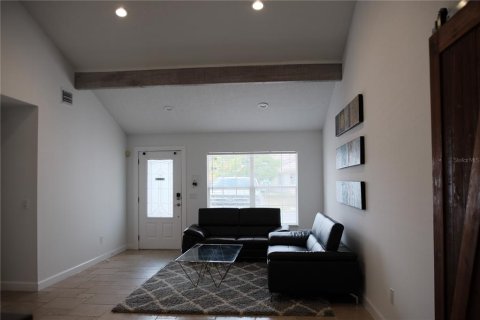 House in Orlando, Florida 3 bedrooms, 175.77 sq.m. № 1618717 - photo 15