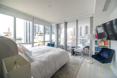 Condominio en alquiler en Miami, Florida, 3 dormitorios, 204.57 m2 № 2020886 - foto 21