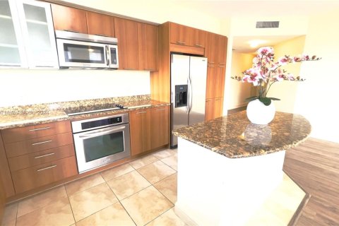 Condo in Plantation, Florida, 2 bedrooms  № 1730216 - photo 5