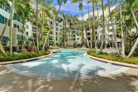 Condo in Plantation, Florida, 2 bedrooms  № 1730216 - photo 16