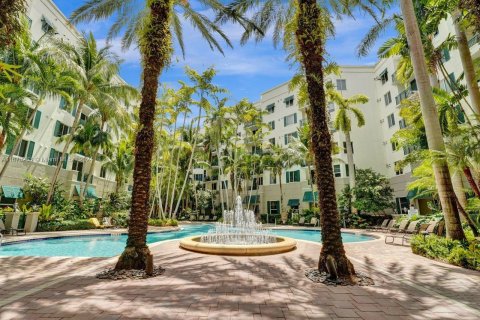 Condo in Plantation, Florida, 2 bedrooms  № 1730216 - photo 13