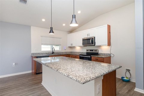 Casa en venta en Haines City, Florida, 4 dormitorios, 157.56 m2 № 1906312 - foto 11