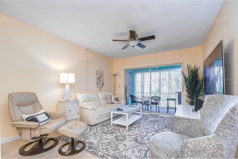 Copropriété à louer à Saint Pete Beach, Floride: 2 chambres, 78.97 m2 № 1428821 - photo 10