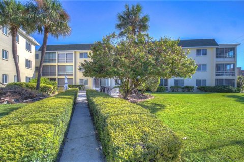 Copropriété à louer à Saint Pete Beach, Floride: 2 chambres, 78.97 m2 № 1428821 - photo 21
