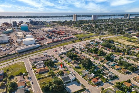 Casa en venta en Riviera Beach, Florida, 2 dormitorios, 66.89 m2 № 2244448 - foto 10