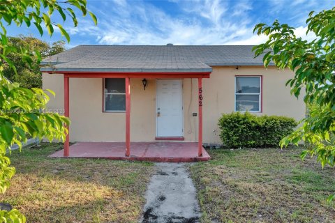 Casa en venta en Riviera Beach, Florida, 2 dormitorios, 66.89 m2 № 2244448 - foto 14