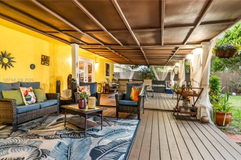 Casa en venta en North Lauderdale, Florida, 4 dormitorios, 121.52 m2 № 2003936 - foto 30