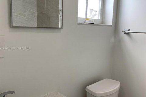 Снять в аренду квартиру в Майами-Бич, Флорида 1 спальня, 65.03м2, № 1927939 - фото 5