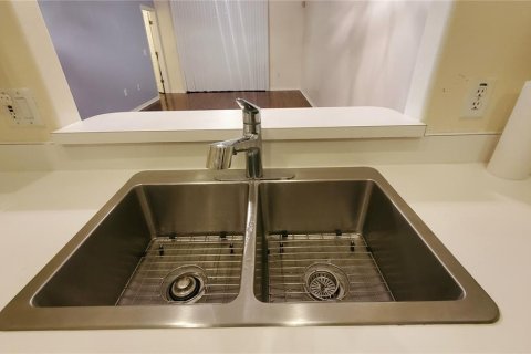 Condominio en alquiler en Kissimmee, Florida, 2 dormitorios, 96.15 m2 № 1894687 - foto 13