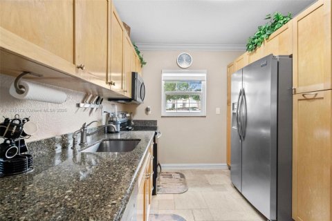 Townhouse in Davie, Florida 2 bedrooms, 127.46 sq.m. № 1819731 - photo 6