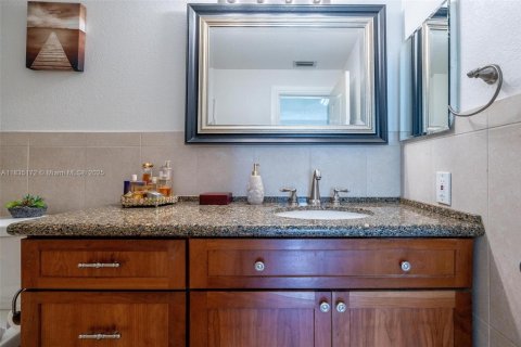 Townhouse in Davie, Florida 2 bedrooms, 127.46 sq.m. № 1819731 - photo 24