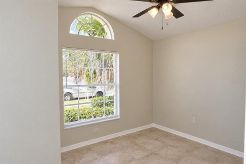 Villa ou maison à vendre à Kissimmee, Floride: 4 chambres, 206.43 m2 № 2431687 - photo 17