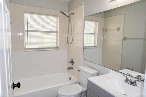 Villa ou maison à vendre à Kissimmee, Floride: 4 chambres, 206.43 m2 № 2431687 - photo 19