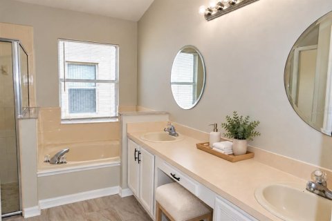 Villa ou maison à vendre à Kissimmee, Floride: 4 chambres, 206.43 m2 № 2431687 - photo 14
