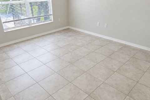 Villa ou maison à vendre à Kissimmee, Floride: 4 chambres, 206.43 m2 № 2431687 - photo 6