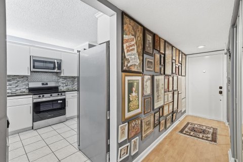 Купить кондоминиум в Коконат Крик, Флорида 5 комнат, 101.45м2, № 2253187 - фото 7