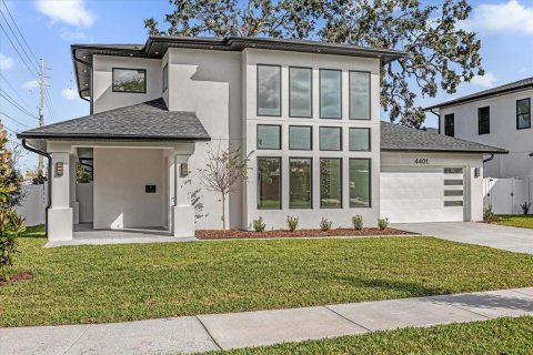 House in Orlando, Florida 5 bedrooms, 336.31 sq.m. № 1822822 - photo 4