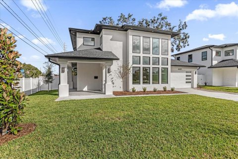 House in Orlando, Florida 5 bedrooms, 336.31 sq.m. № 1822822 - photo 5