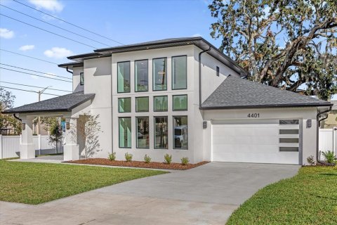 House in Orlando, Florida 5 bedrooms, 336.31 sq.m. № 1822822 - photo 2