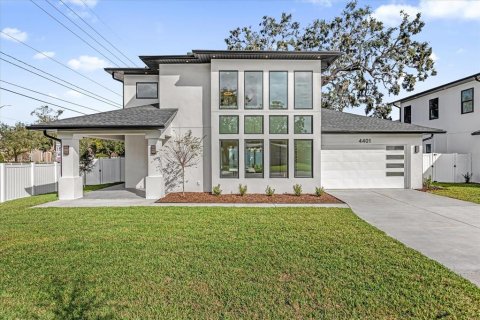 House in Orlando, Florida 5 bedrooms, 336.31 sq.m. № 1822822 - photo 3