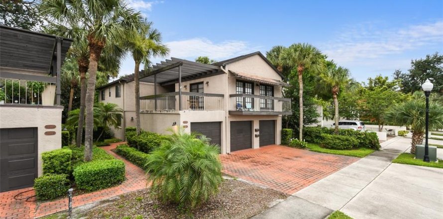 Condo in Winter Park, Florida, 2 bedrooms № 1885941