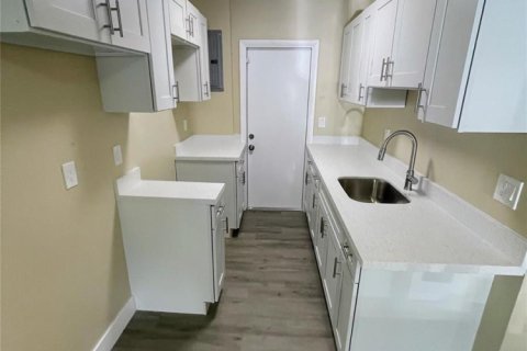 Villa ou maison à vendre à Fort Lauderdale, Floride: 2 chambres, 55.74 m2 № 2089671 - photo 11