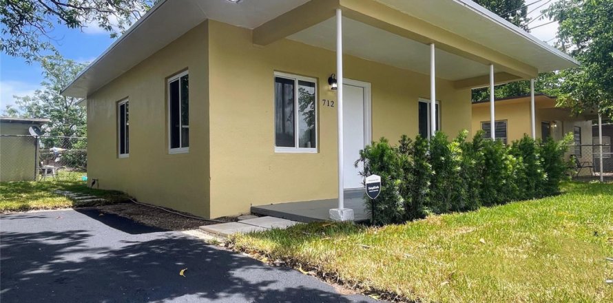 Villa ou maison à Fort Lauderdale, Floride 2 chambres, 55.74 m2 № 2089671