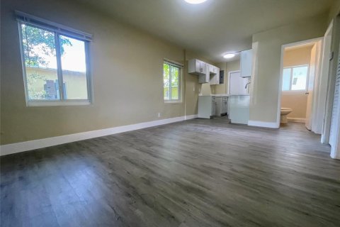 Villa ou maison à vendre à Fort Lauderdale, Floride: 2 chambres, 55.74 m2 № 2089671 - photo 9
