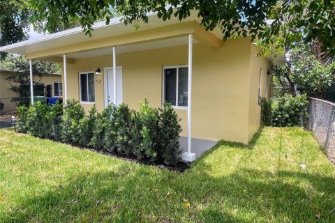 Villa ou maison à vendre à Fort Lauderdale, Floride: 2 chambres, 55.74 m2 № 2089671 - photo 23