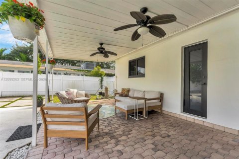Villa ou maison à vendre à Hollywood, Floride: 3 chambres, 125.42 m2 № 2407165 - photo 27