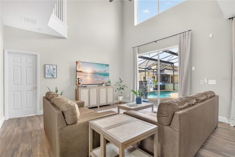 Villa ou maison à vendre à Kissimmee, Floride: 7 chambres, 263.29 m2 № 2142392 - photo 10