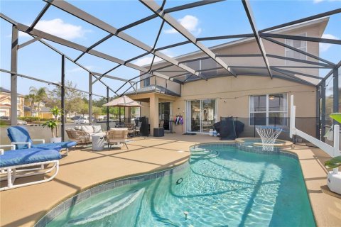 Villa ou maison à vendre à Kissimmee, Floride: 7 chambres, 263.29 m2 № 2142392 - photo 11