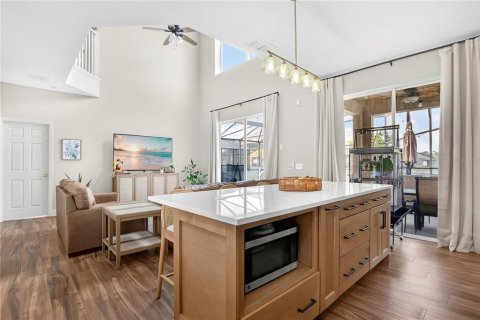 Villa ou maison à vendre à Kissimmee, Floride: 7 chambres, 263.29 m2 № 2142392 - photo 14