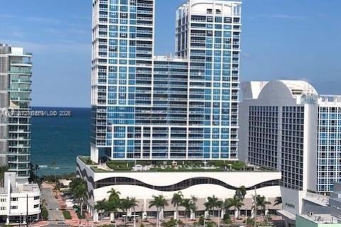 Condo in Miami Beach, Florida, 1 bedroom  № 2042152 - photo 9