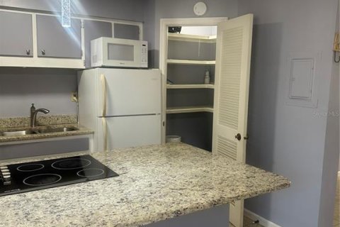 Copropriété à louer à Bradenton, Floride: 2 chambres, 84.45 m2 № 2425699 - photo 7