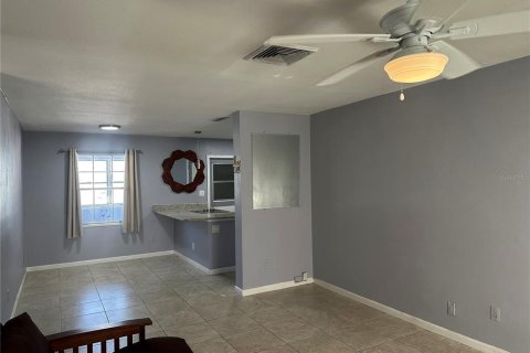 Copropriété à louer à Bradenton, Floride: 2 chambres, 84.45 m2 № 2425699 - photo 11