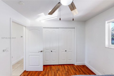 Casa en venta en Homestead, Florida, 4 dormitorios, 154.59 m2 № 1988948 - foto 25