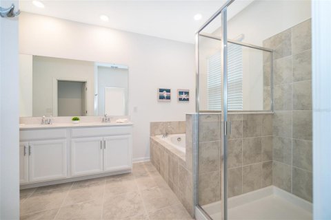 Condo in Davenport, Florida, 3 bedrooms  № 1766156 - photo 13