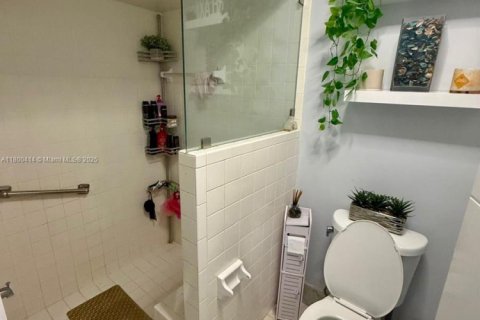 Casa en venta en Tamarac, Florida, 3 dormitorios, 199.18 m2 № 1695322 - foto 25