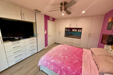 Casa en venta en Tamarac, Florida, 3 dormitorios, 199.18 m2 № 1695322 - foto 19