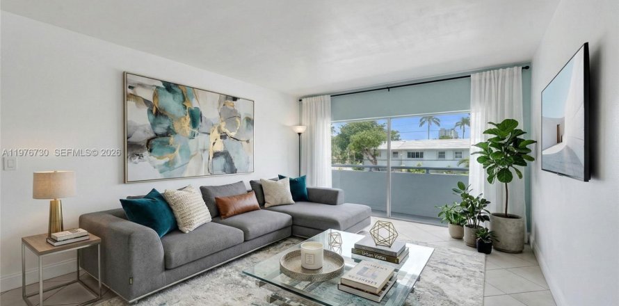 Condo in North Bay Village, Florida, 2 bedrooms  № 2041477