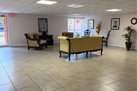 Снять в аренду кондоминиум в Хайалиа, Флорида 2 спальни, 91.04м2, № 2023782 - фото 5