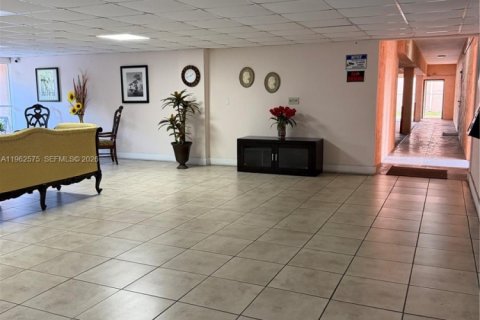 Снять в аренду кондоминиум в Хайалиа, Флорида 2 спальни, 91.04м2, № 2023782 - фото 4