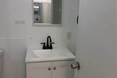 Снять в аренду кондоминиум в Хайалиа, Флорида 2 спальни, 91.04м2, № 2023782 - фото 29