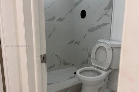 Снять в аренду кондоминиум в Хайалиа, Флорида 2 спальни, 91.04м2, № 2023782 - фото 30