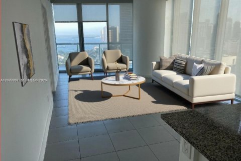 Copropriété à louer à Miami, Floride: 2 chambres, 122.17 m2 № 2084820 - photo 4