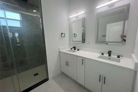 Villa ou maison à louer à Port Charlotte, Floride: 3 chambres, 176.51 m2 № 2405069 - photo 30