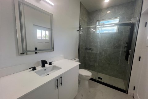 Villa ou maison à louer à Port Charlotte, Floride: 3 chambres, 176.51 m2 № 2405069 - photo 14