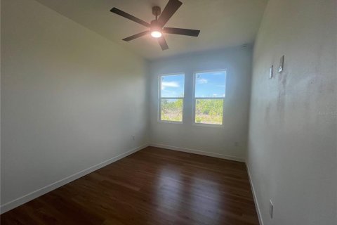 Villa ou maison à louer à Port Charlotte, Floride: 3 chambres, 176.51 m2 № 2405069 - photo 11